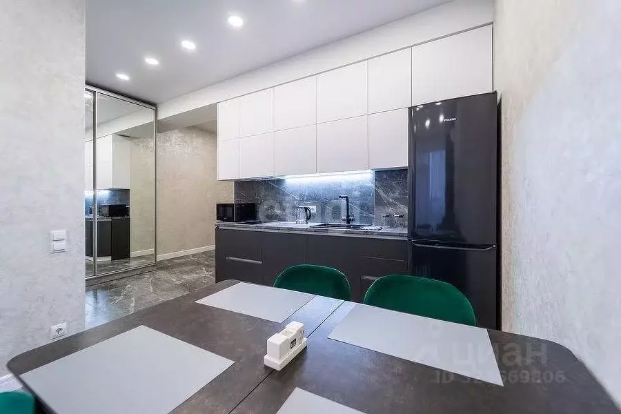 2-к кв. Севастополь ул. Парковая, 7 (56.8 м) - Фото 1