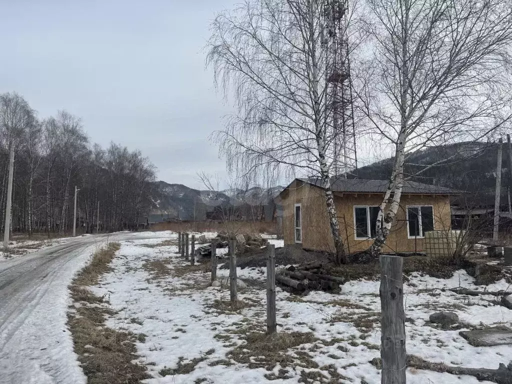 Дом в Алтай, Майминский район Р-256 Чуйский тракт, 488-й км (32 м) - Фото 2