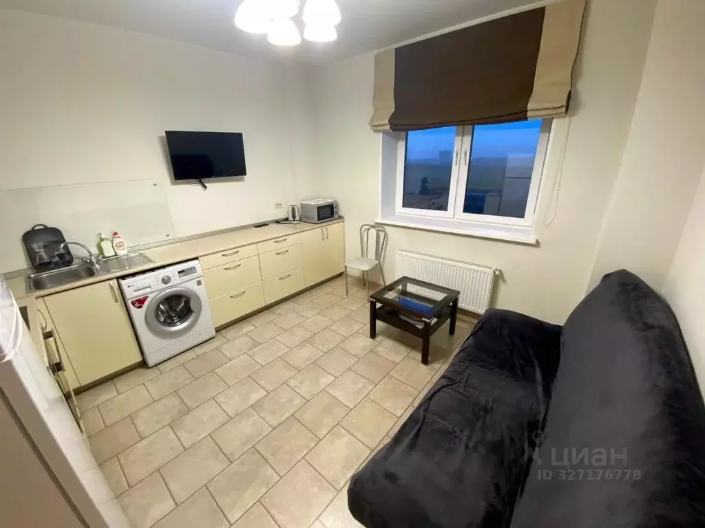 1-к кв. Челябинская область, Челябинск ул. Аношкина, 10 (44.0 м) - Фото 1