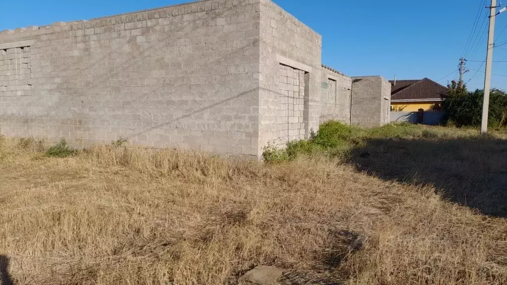 Дом в Волгоградская область, Волжский пос. Металлург-2, ул. Дубовская, ... - Фото 1