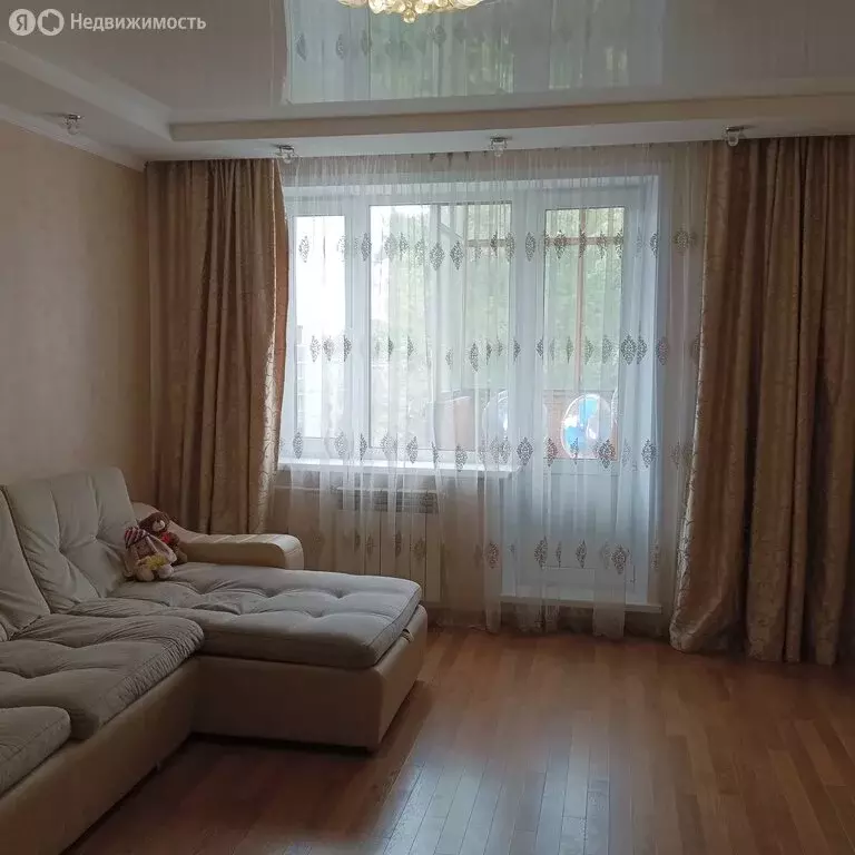 3-комнатная квартира: Усть-Илимск, проспект Мира, 16 (64.9 м) - Фото 1