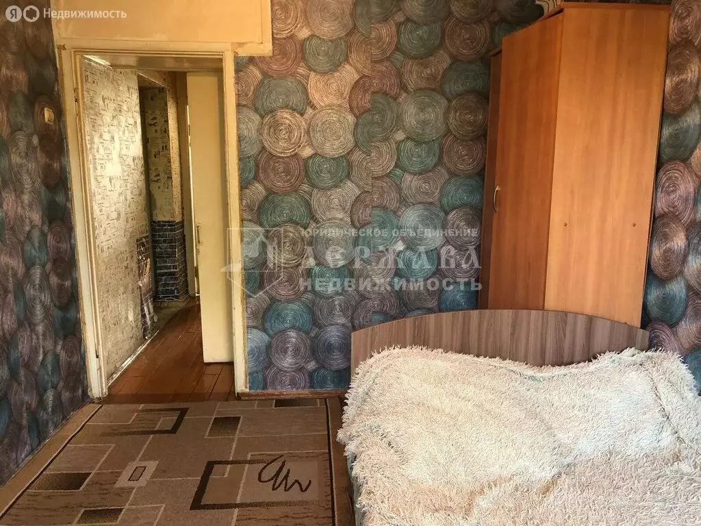 3-комнатная квартира: Кемерово, улица Попова, 9 (56.6 м) - Фото 1