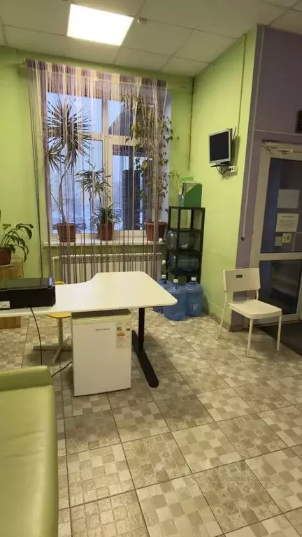 Офис в Омская область, Омск Звездная ул., 10 (130 м) - Фото 1