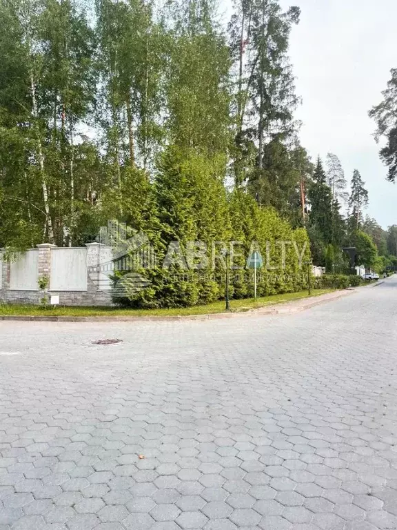 Участок в Московская область, Одинцовский городской округ, пос. ... - Фото 1