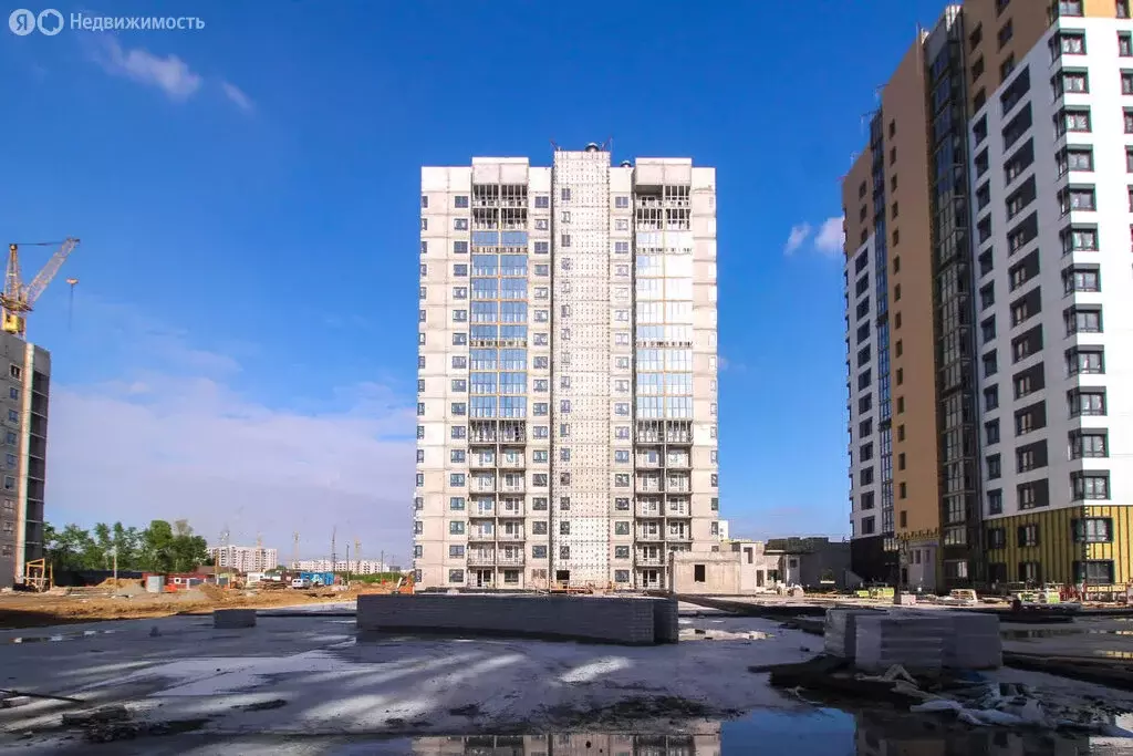 3-комнатная квартира: Барнаул, Павловский тракт, 196Ак1 (72.9 м) - Фото 1