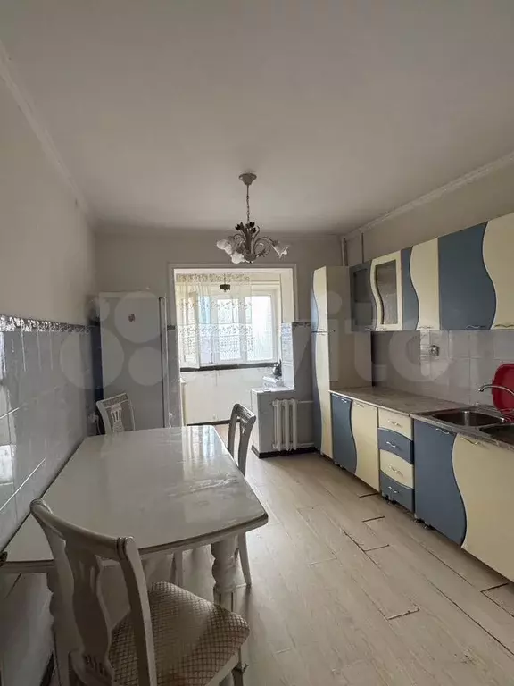3-к. квартира, 80 м, 8/9 эт. - Фото 1