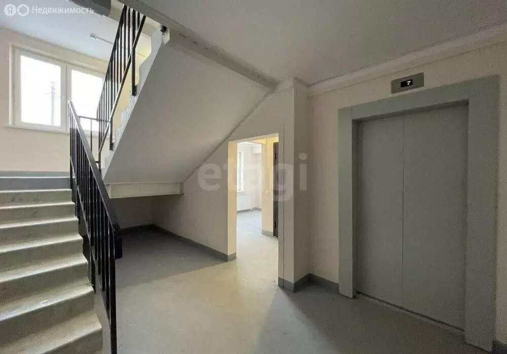 2-комнатная квартира: посёлок Красный Бор, Мирная улица, 5 (64.88 м) - Фото 1