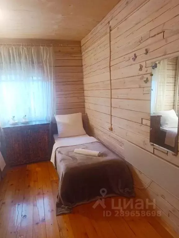 Комната Иркутская область, Ольхонский район, пос. Хужир ул. ... - Фото 1