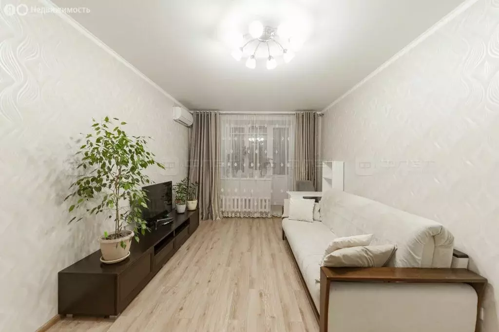 2-комнатная квартира: Казань, улица Гарифа Ахунова, 14 (66.5 м) - Фото 1