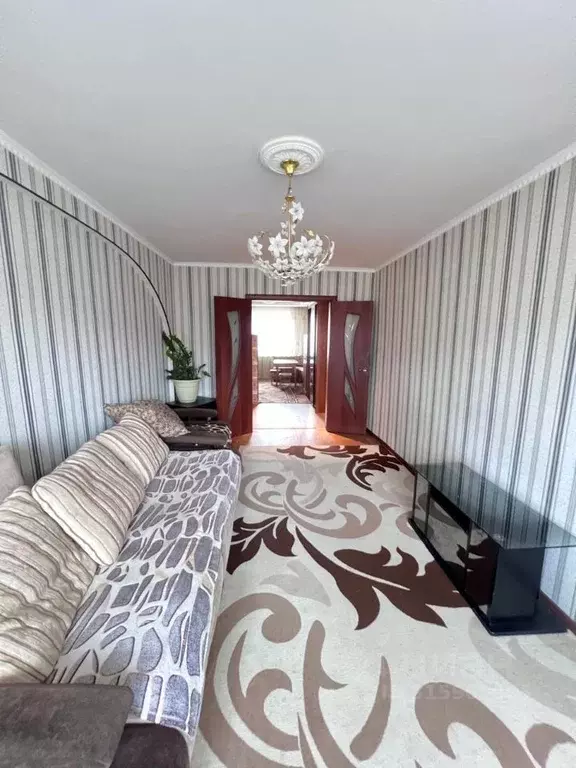 3-к кв. Красноярский край, Красноярск 9 Мая ул., 23 (65.0 м) - Фото 1