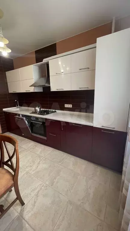 2-к. квартира, 70 м, 4/9 эт. - Фото 1