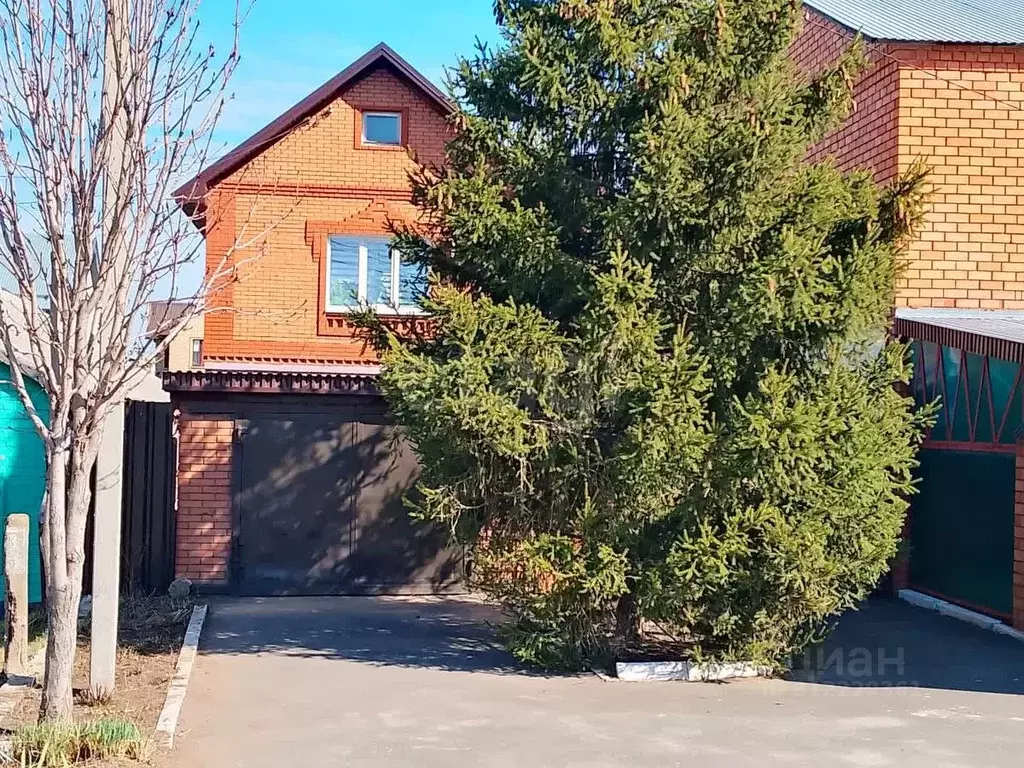 Дом в Оренбургская область, Оренбург ул. Сухарева, 142 (180 м) - Фото 1