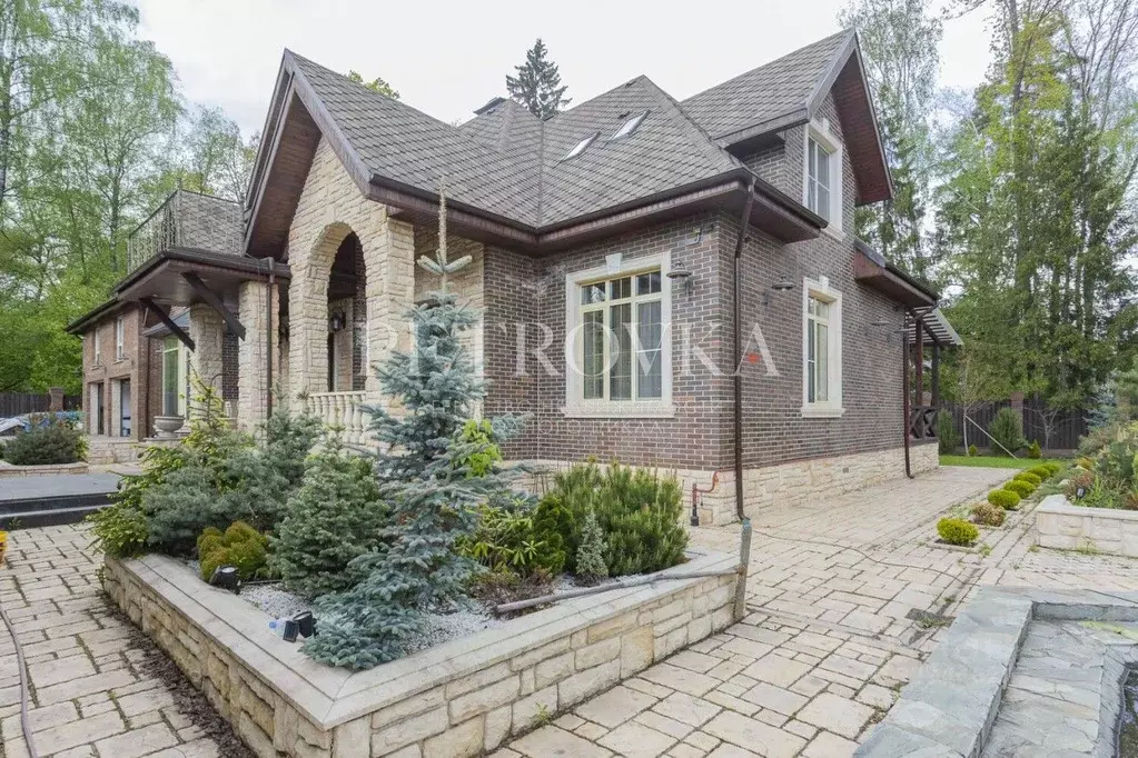 Дом в Москва д. Ватутинки, Искра-2 СНТ, 287с1 (315 м) - Фото 1