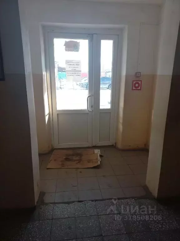 Помещение свободного назначения в Краснодарский край, Ейск ул. ... - Фото 0