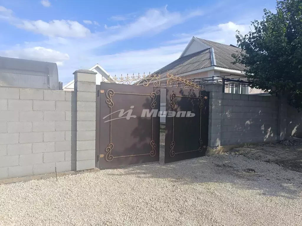 Дом в Крым, Белогорский район, Зуя пгт ул. Номан Челяби Джихан, 11 (35 ... - Фото 1