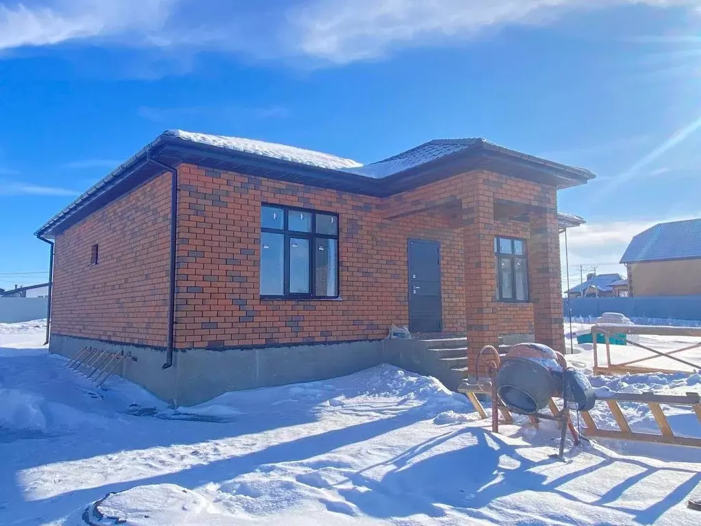 Дом в Курская область, Курский район, Новопоселеновский сельсовет, д. ... - Фото 2