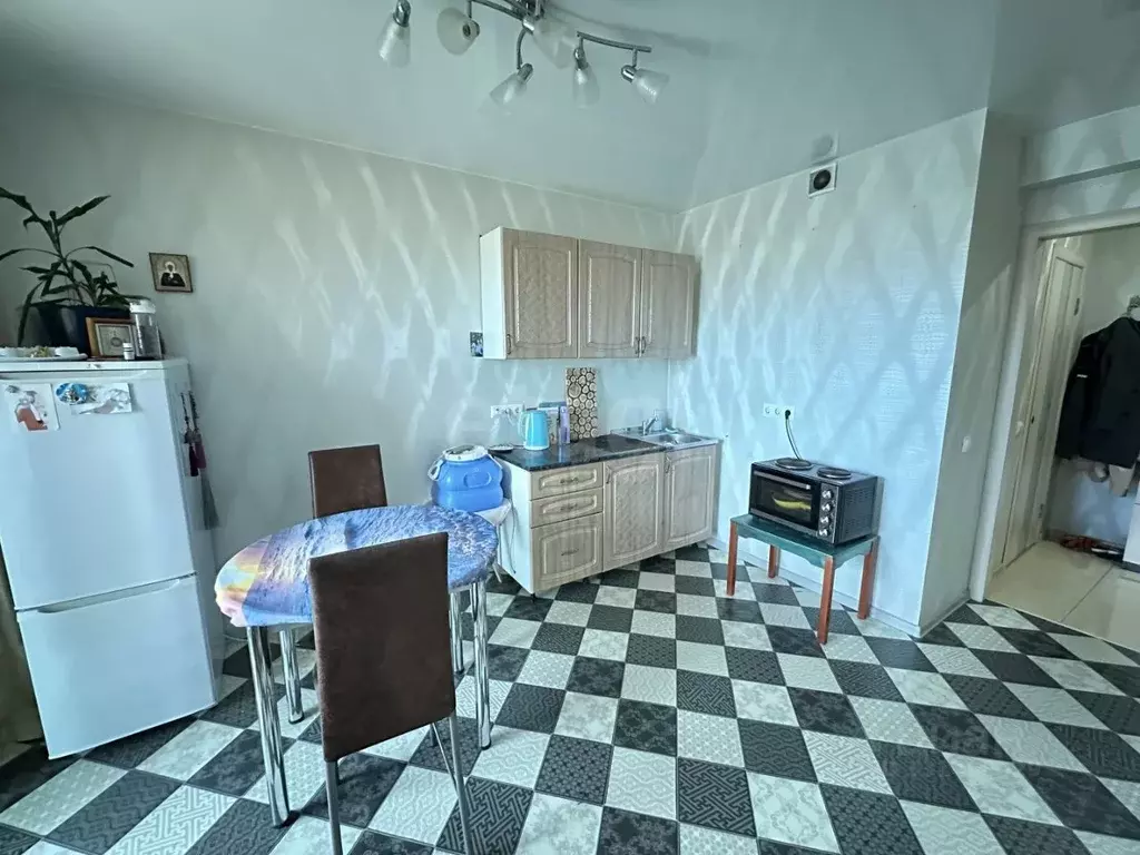 1-к кв. Иркутская область, Иркутск ул. Багратиона, 48А (36.4 м) - Фото 2
