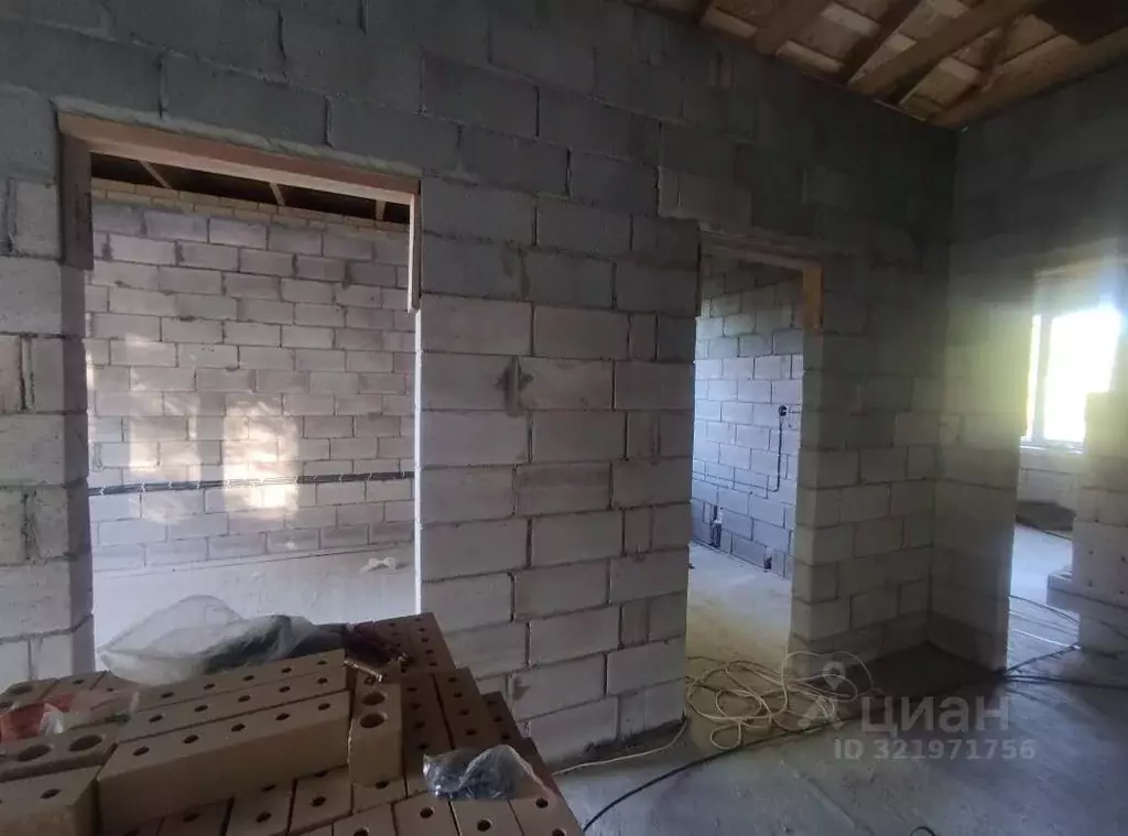 Дом в Ставропольский край, Изобильненский муниципальный округ, с. ... - Фото 1