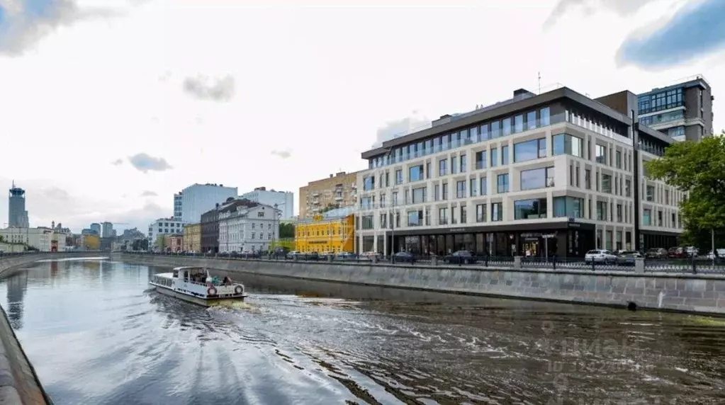 Гараж в Москва Озерковская наб., 6 (13 м) - Фото 1