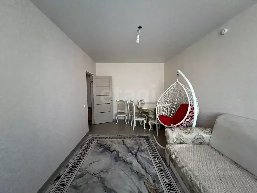 4-к кв. Ямало-Ненецкий АО, Новый Уренгой ул. Нефтяников, 14 (82.7 м) - Фото 1