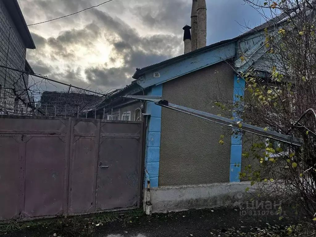 Дом в Кабардино-Балкария, Нальчик ул. Бесланеева, 35 (60 м) - Фото 1