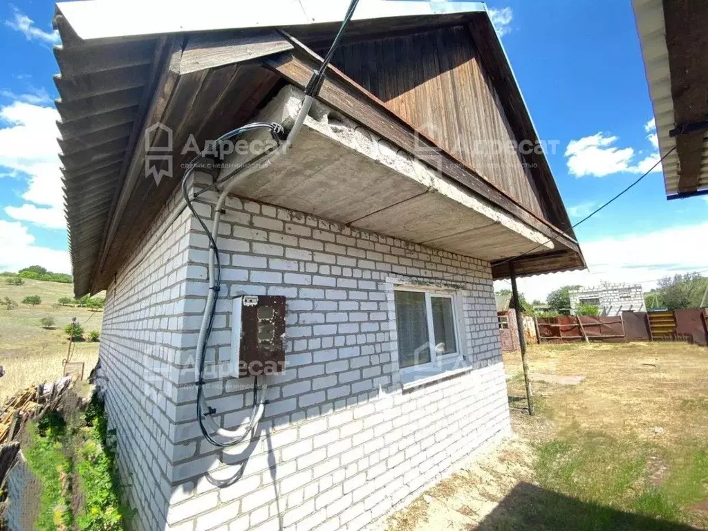 Дом в Волгоградская область, Городищенский район, Краснопахаревское ... - Фото 1