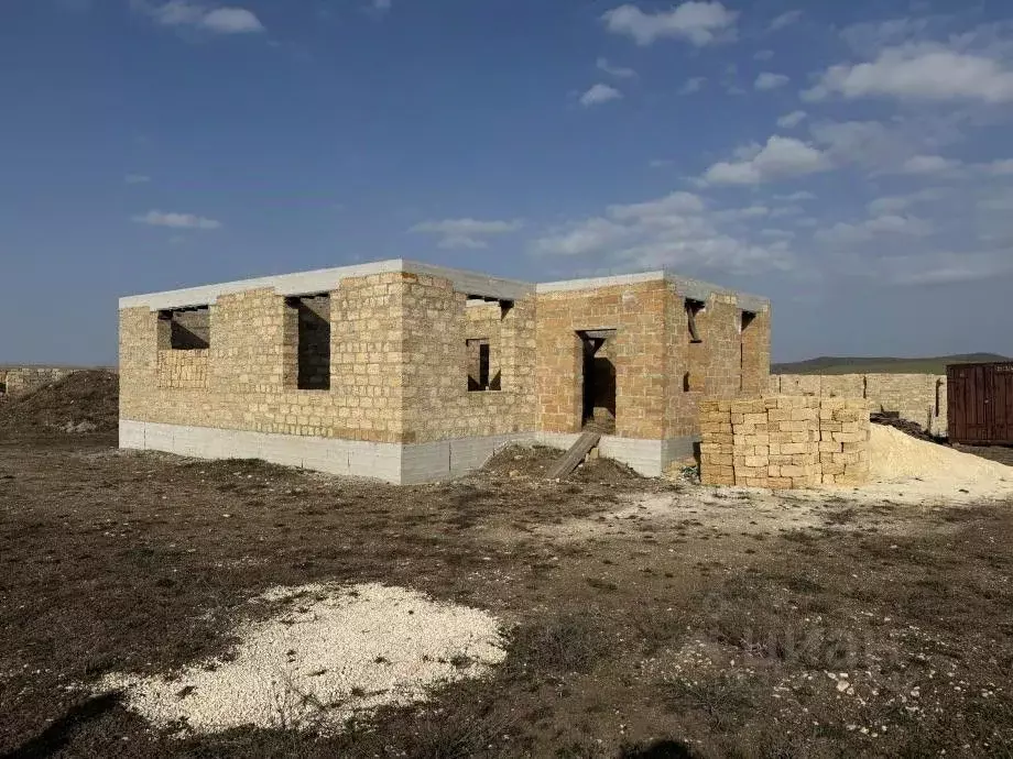 Участок в Крым, Белогорский район, Зуя пгт ул. Зуйская (9.0 сот.) - Фото 1