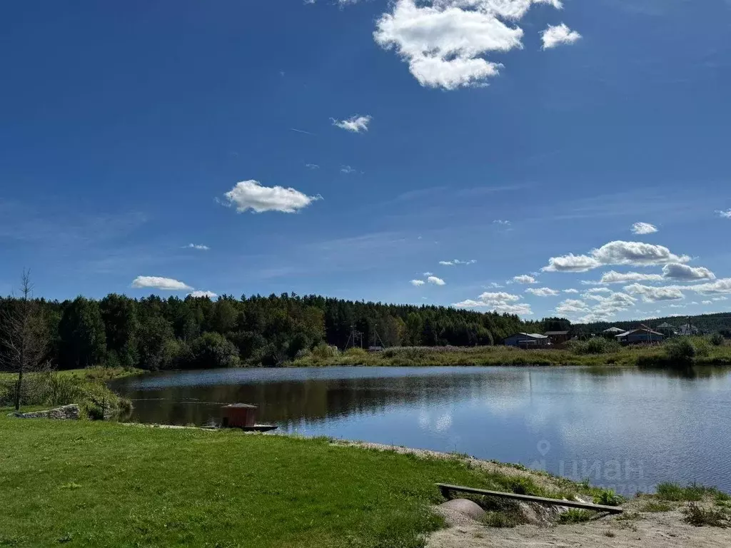Участок в Свердловская область, Полевской муниципальный округ, с. ... - Фото 1
