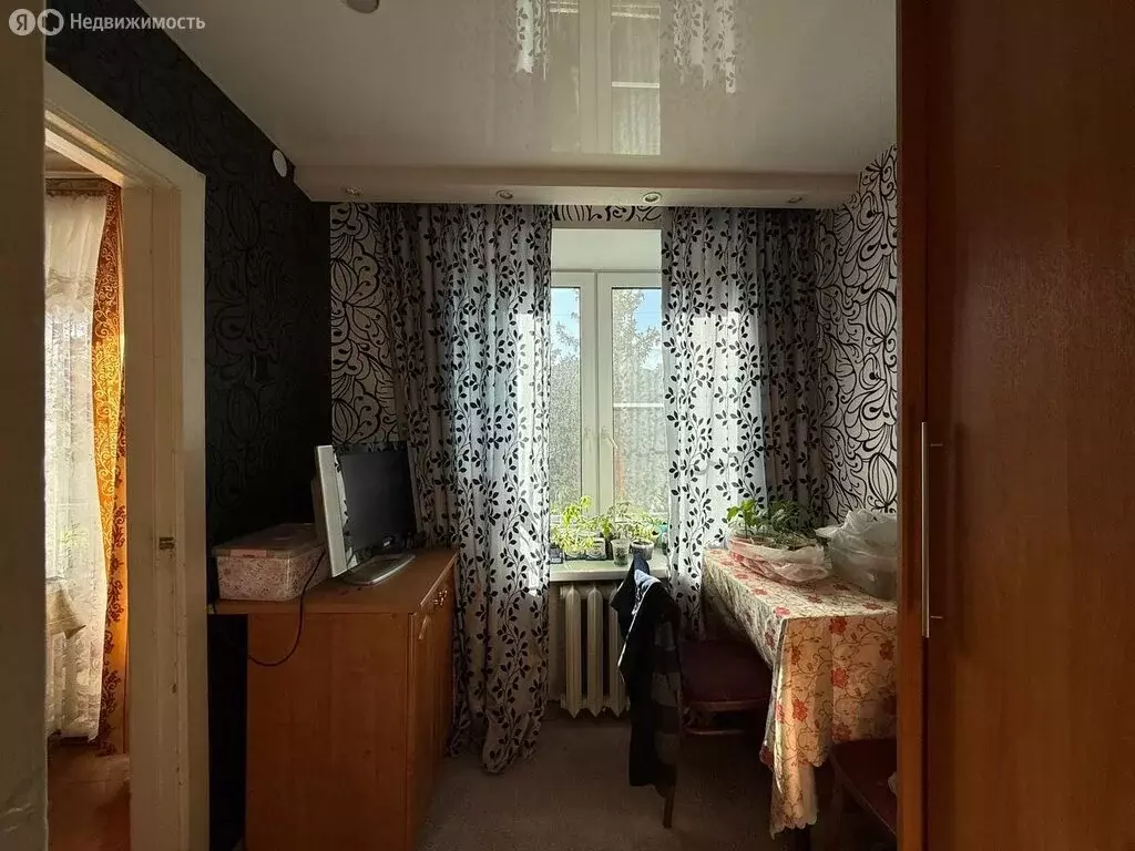 2-комнатная квартира: Волхов, Молодёжная улица, 23 (44 м) - Фото 1