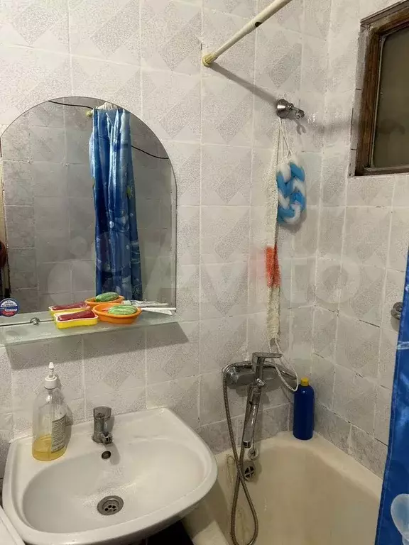 Комната 17 м в 3-к., 2/6 эт. - Фото 1