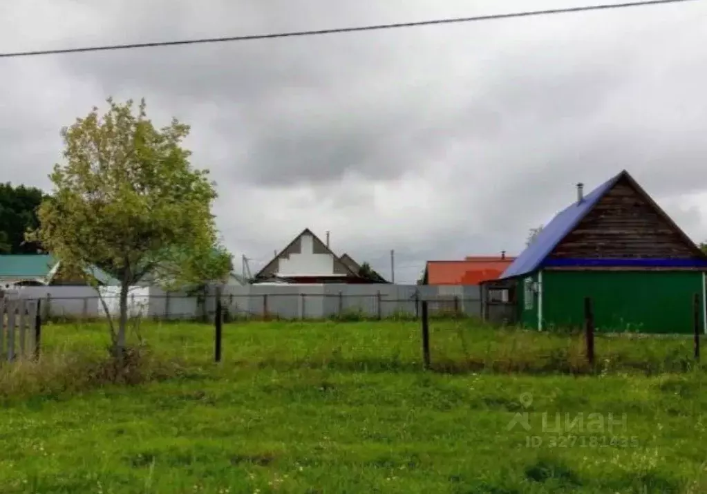 Участок в Башкортостан, Уфа городской округ, с. Старые Турбаслы ул. ... - Фото 1