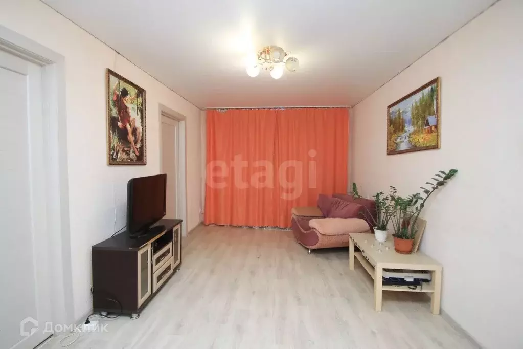 Продаётся 4-к квартира, 61.5 м - Фото 1