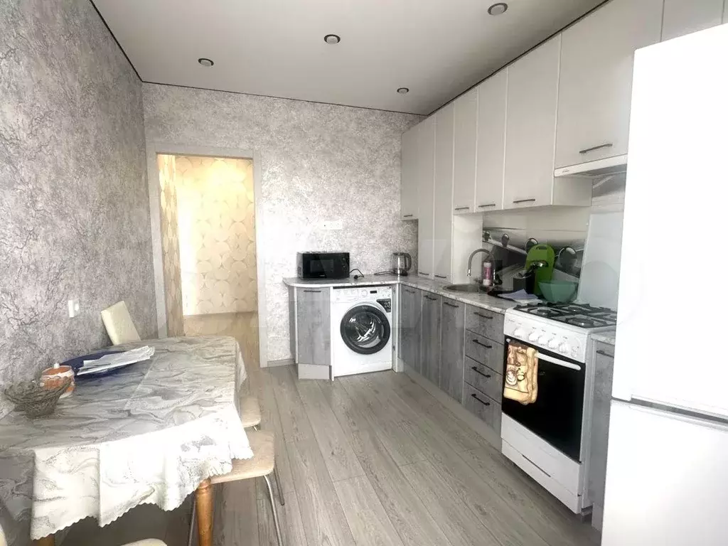 1-к. квартира, 38 м, 5/5 эт. - Фото 1