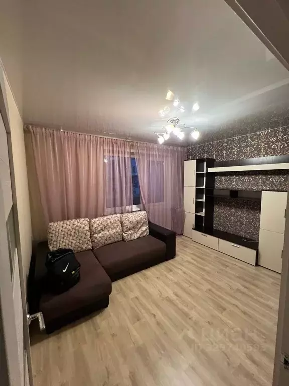 1-к кв. Самарская область, Тольятти Приморский бул., 57 (37.0 м) - Фото 1