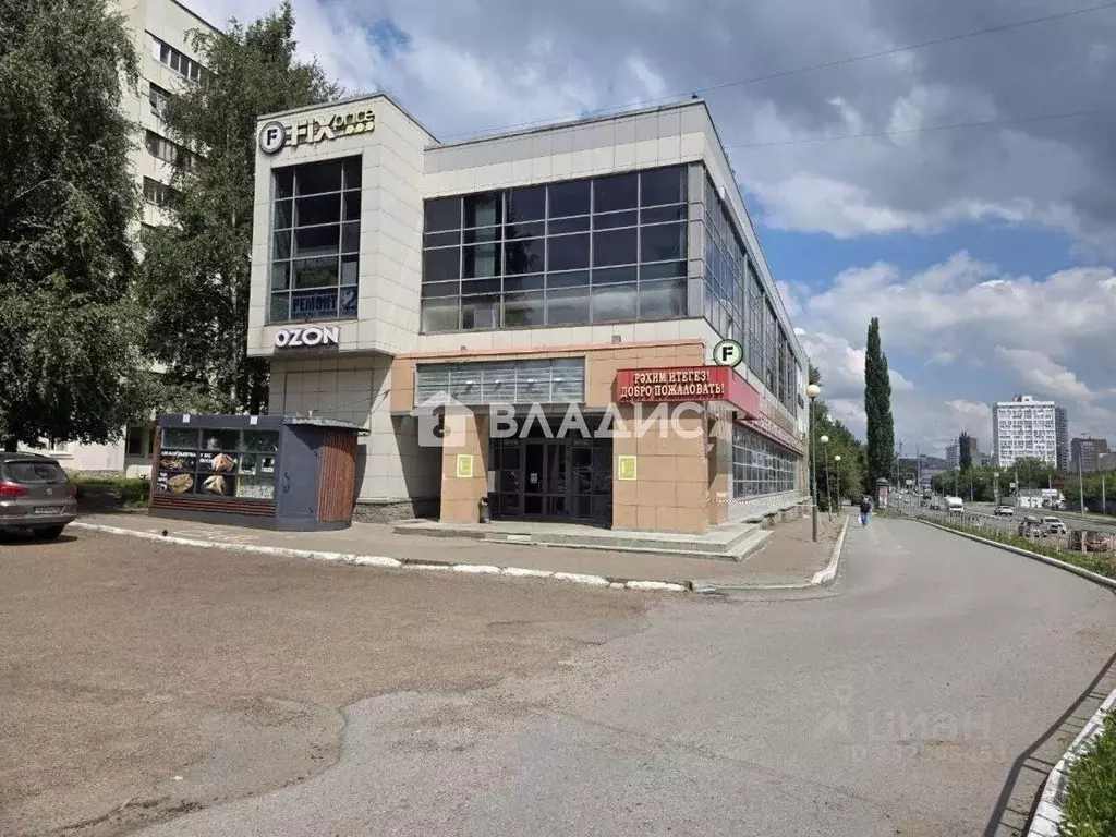 Торговая площадь в Башкортостан, Уфа Комсомольская ул., 25 (476 м) - Фото 1