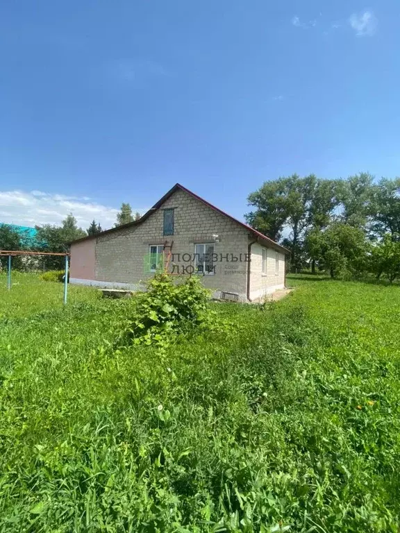 Дом в Орловская область, Мценский район, с. Тельчье Болховская ул. (77 ... - Фото 1