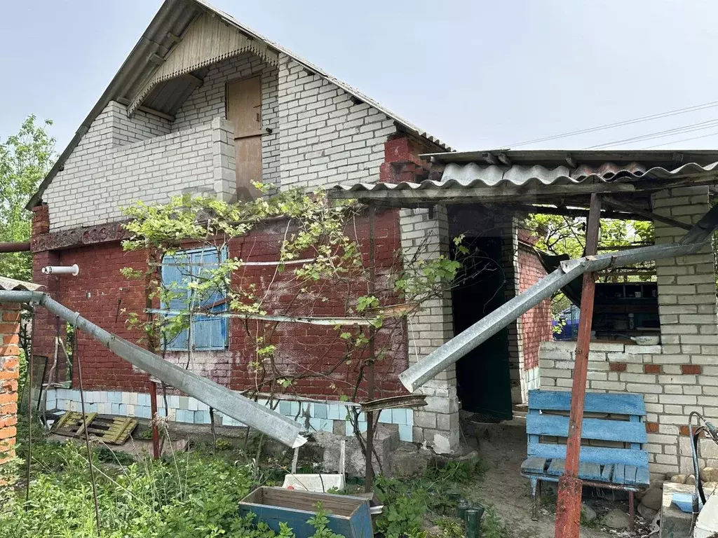 Дом в Адыгея, Майкопский район, Краснооктябрьское с/пос, Автомобилист ... - Фото 1