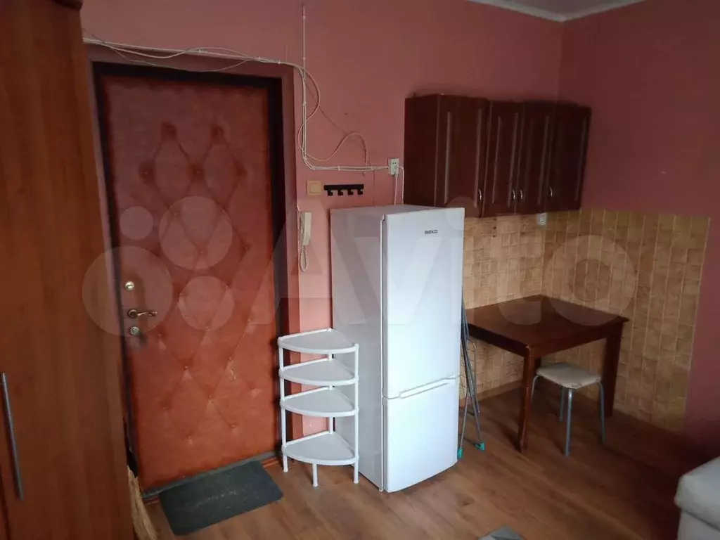 Комната 14,4 м в 9-к., 3/5 эт. - Фото 1