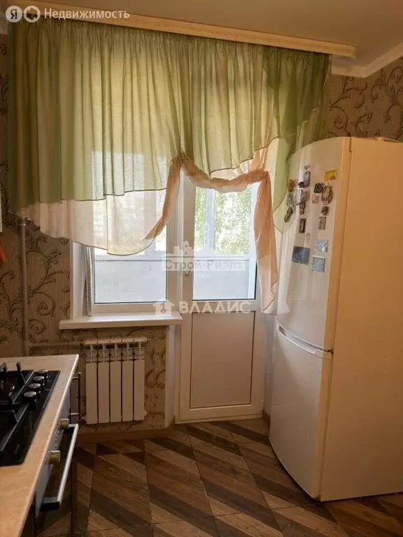 3-комнатная квартира: Керчь, улица Блюхера, 15 (76.5 м) - Фото 2
