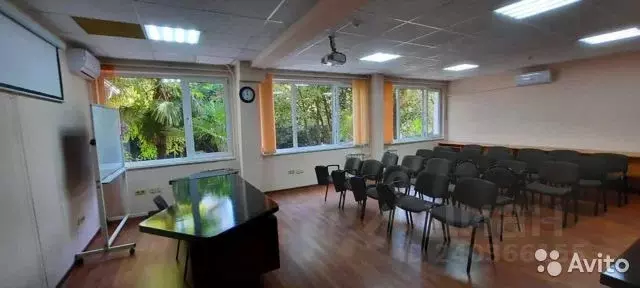 Офис в Краснодарский край, Сочи Центральный мкр, ул. Комсомольская, 11 ... - Фото 1