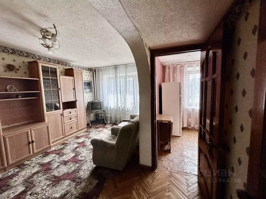 1-к кв. Нижегородская область, Нижний Новгород ул. Максима Горького, ... - Фото 0