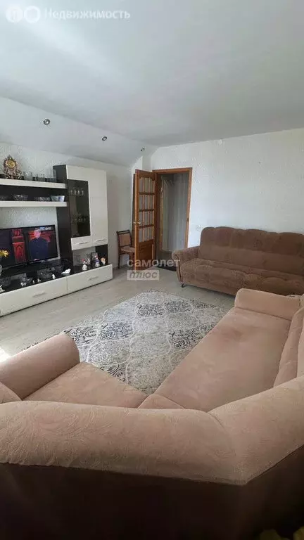 2-комнатная квартира: Киров, Ленинградская улица, 6 (58.1 м) - Фото 1