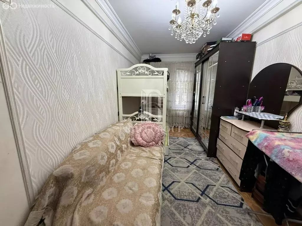 2-комнатная квартира: Махачкала, улица Ирчи Казака, 124В (45 м) - Фото 1