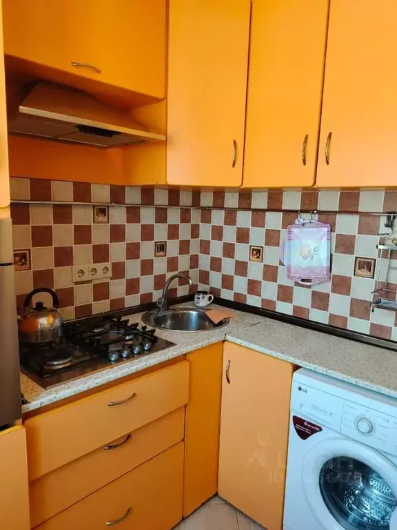 2-к кв. Марий Эл, Йошкар-Ола Ленинский просп., 56 (50.0 м) - Фото 0