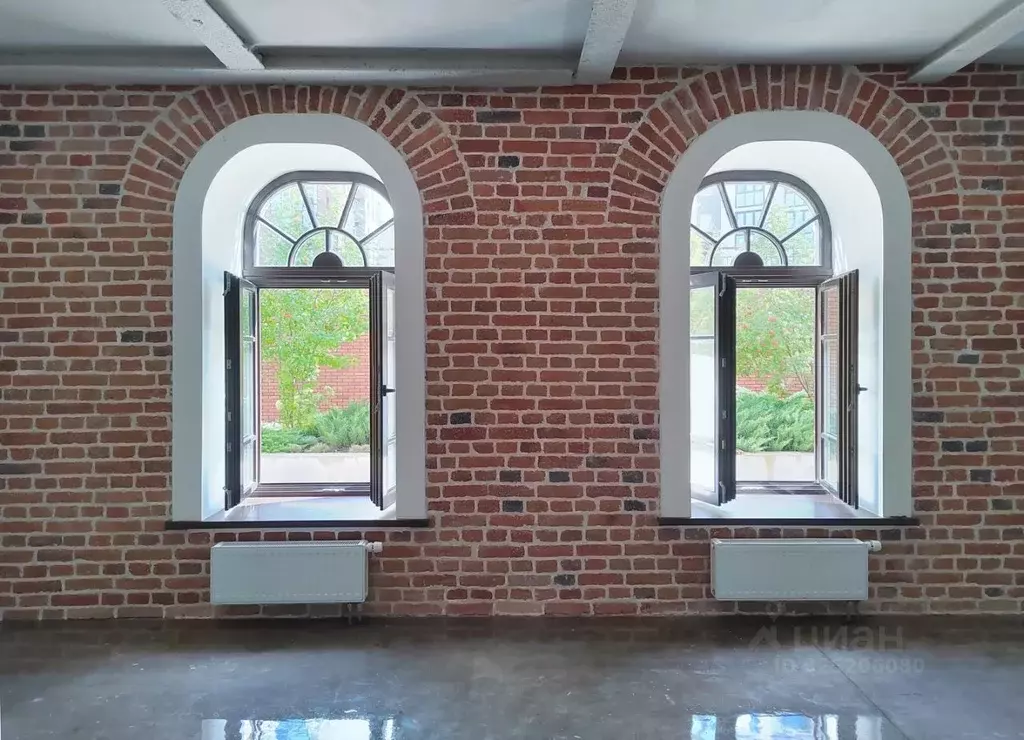 Помещение свободного назначения в Свердловская область, Екатеринбург ... - Фото 1