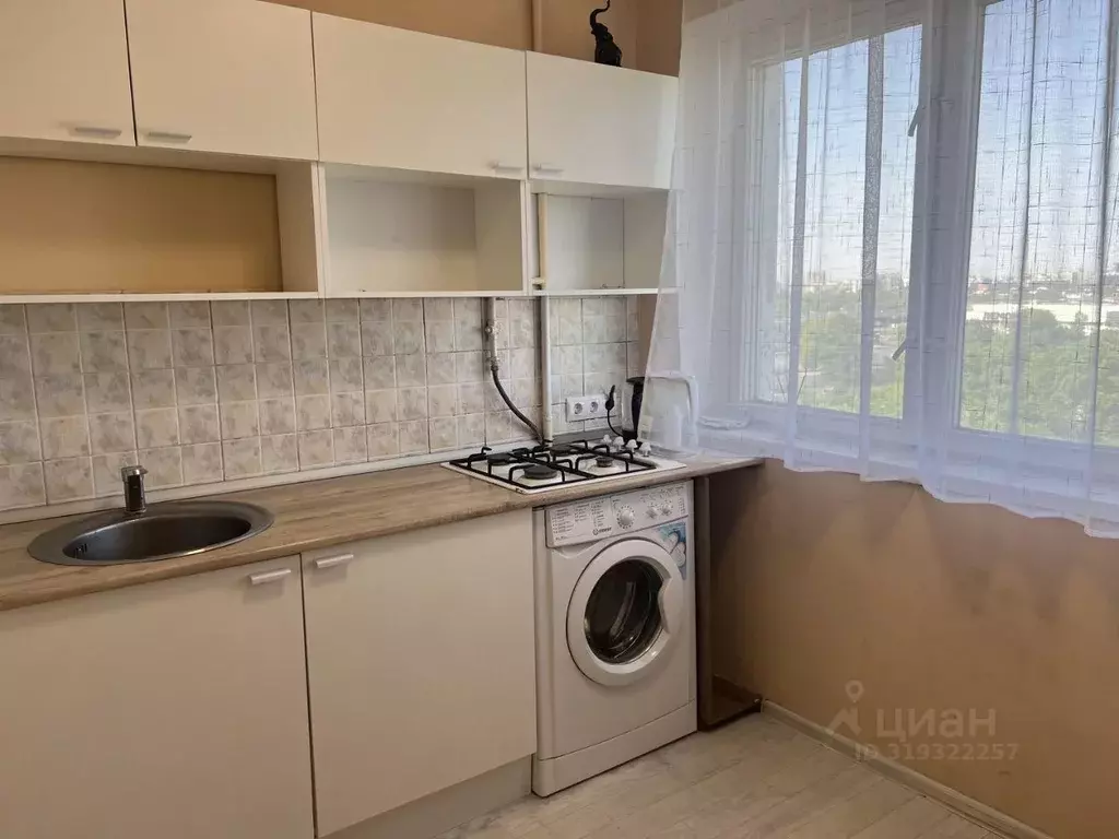 3-к кв. Москва Большая Косинская ул., 16К1 (65.7 м) - Фото 0