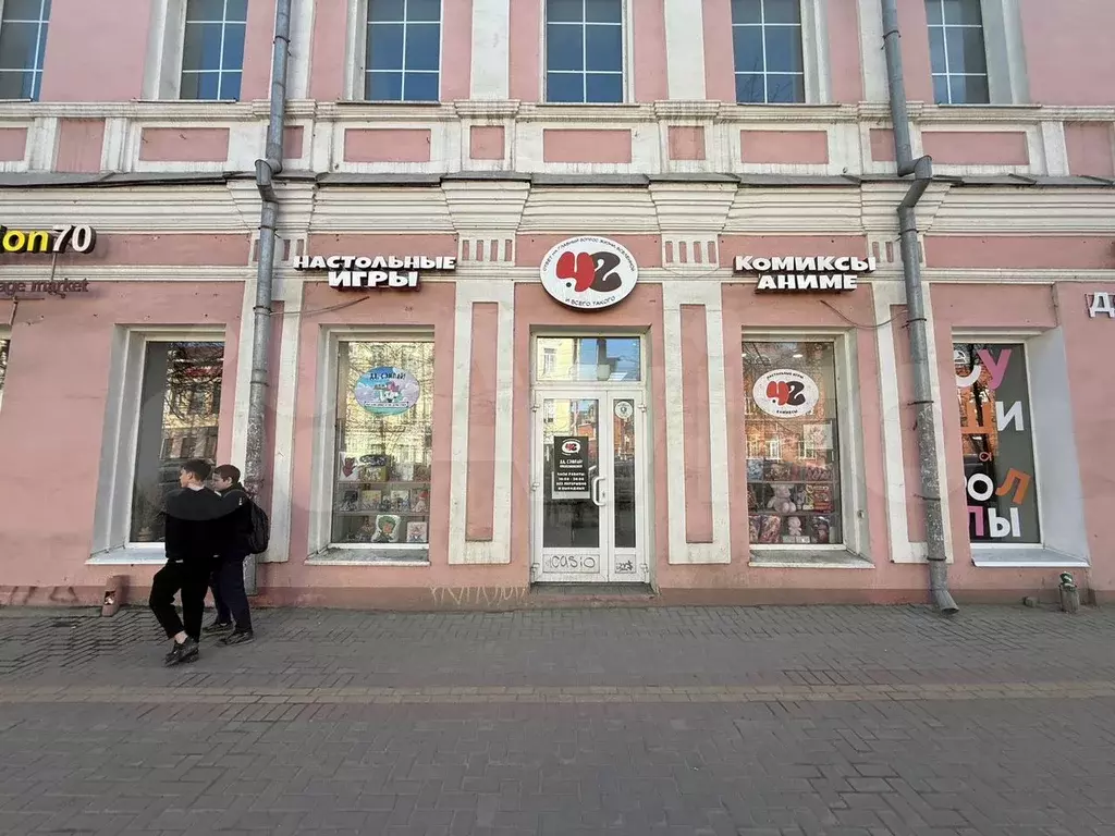 Аренда в центре под торговлю, услуги, Ленина 82а - Фото 1