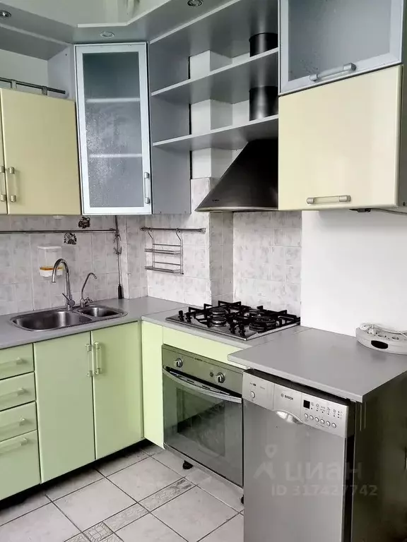 2-к кв. Москва ул. Бориса Галушкина, 17 (58.0 м) - Фото 1