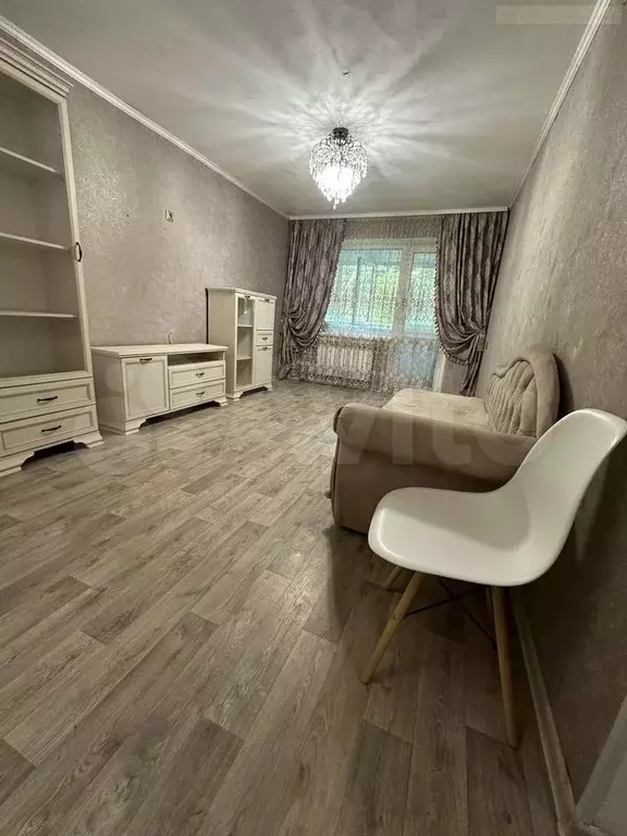 2-к. квартира, 45 м, 5/5 эт. - Фото 0