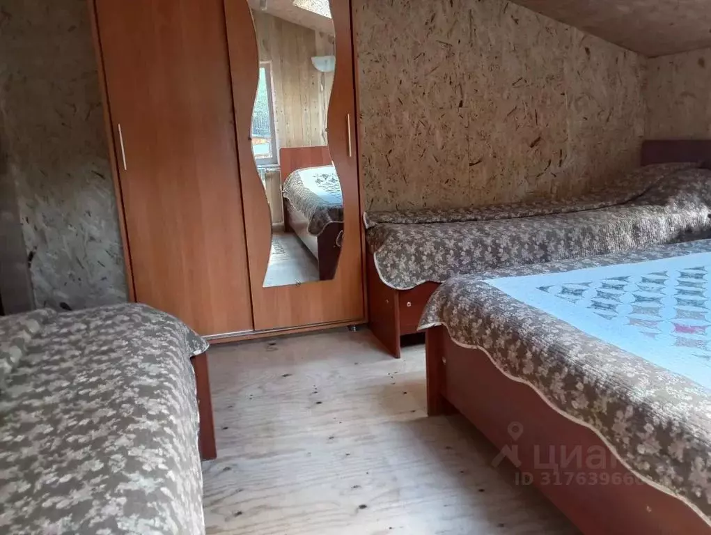 Комната Бурятия, Тункинский район, пос. Аршан Набережная ул., 88Г - Фото 1